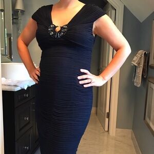 Navy blue evening gown JS Collection size 10
True to size
